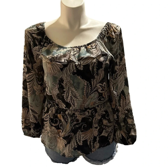 Maurice’s Paisley Off The Shoulder Peplum Top Size Medium - Picture 1 of 3